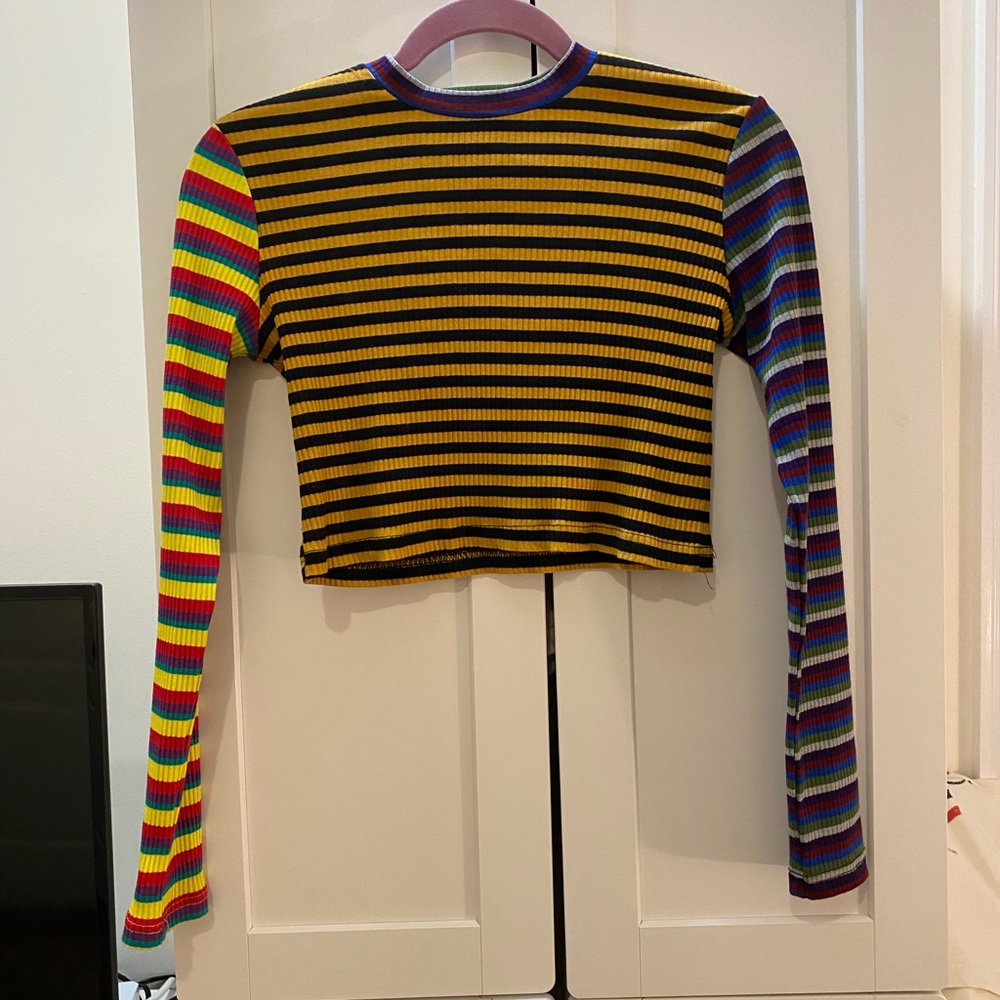 Unique multicolor stripped long sleeve